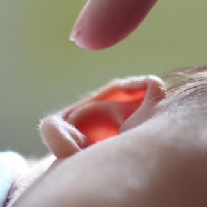 Infecções após a perfuração da orelha do bebê